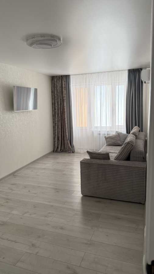 Аренда 1-комнатной квартиры 55 м², Максима Кривоноса ул., 7