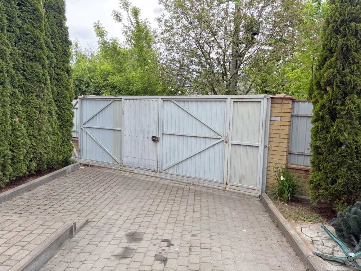 Оренда 2-кімнатної квартири 74 м², Академіка Заболотного вул.