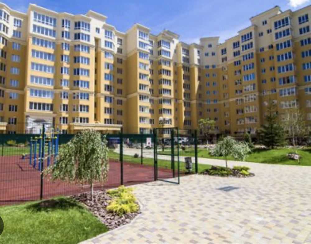 Продаж 1-кімнатної квартири 38 м², Молодіжна вул., 3