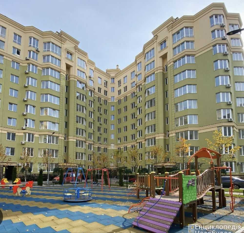 Продаж 1-кімнатної квартири 38 м², Молодіжна вул., 3