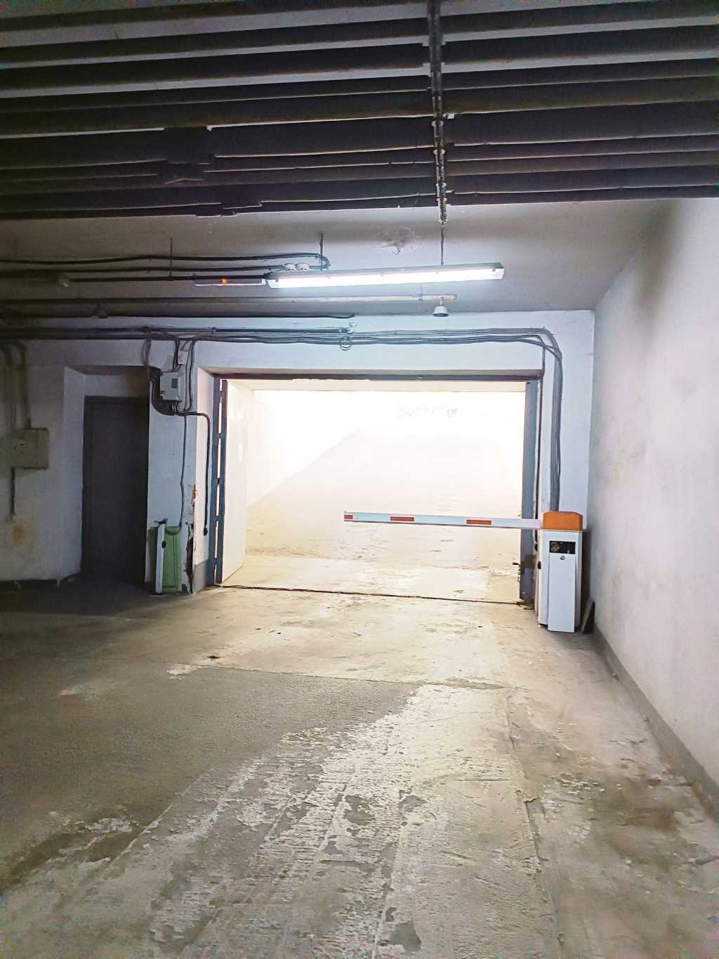 Продажа машиноместа 14.4 м², ЖК Дніпровська Мрія, ДОМ 1