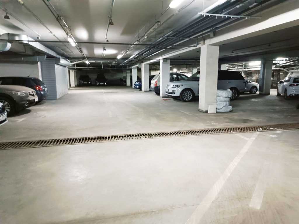 Продажа машиноместа 14.4 м², ЖК Дніпровська Мрія, ДОМ 1