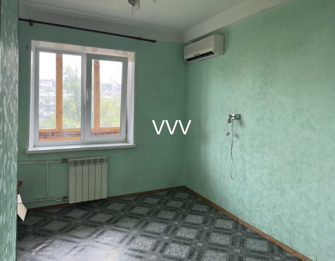 Продаж 3-кімнатної квартири 64.5 м², Івана Миколайчука вул., 19