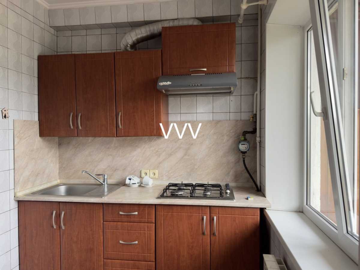 Продаж 3-кімнатної квартири 64.5 м², Івана Миколайчука вул., 19