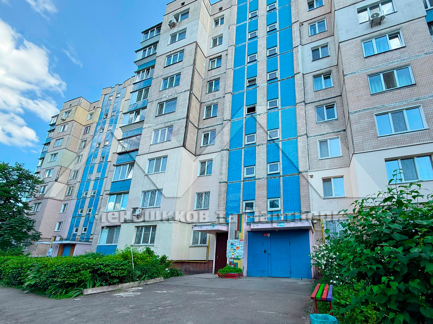 Продаж 3-кімнатної квартири 68 м², Червоної калини, 22а