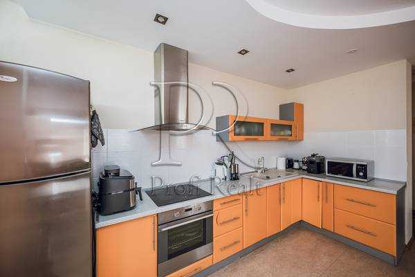 Продаж 3-кімнатної квартири 109 м², Микільсько-Слобідська вул., 6