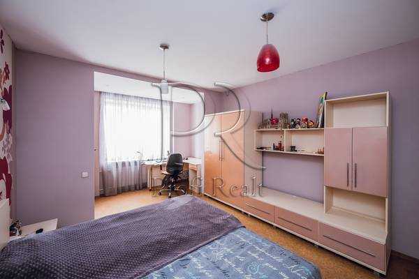 Продаж 3-кімнатної квартири 109 м², Микільсько-Слобідська вул., 6