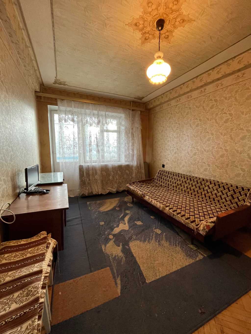 Продаж 2-кімнатної квартири 45 м², Мілютенка вул., 28А
