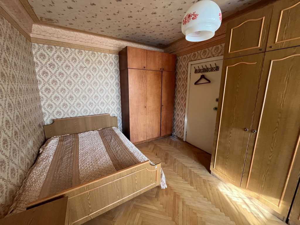 Продаж 2-кімнатної квартири 45 м², Мілютенка вул., 28А
