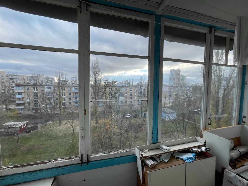 Продаж 2-кімнатної квартири 45 м², Мілютенка вул., 28А