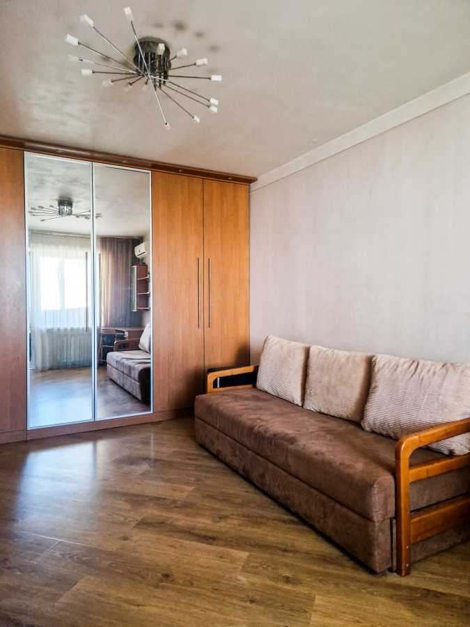 Аренда 1-комнатной квартиры 55 м², Ревуцкого ул., 42Б