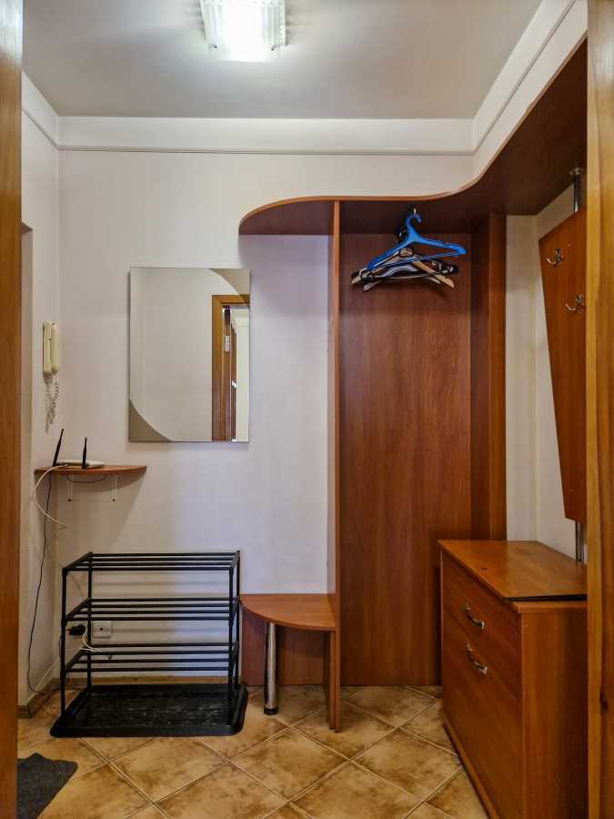 Аренда 1-комнатной квартиры 55 м², Ревуцкого ул., 42Б