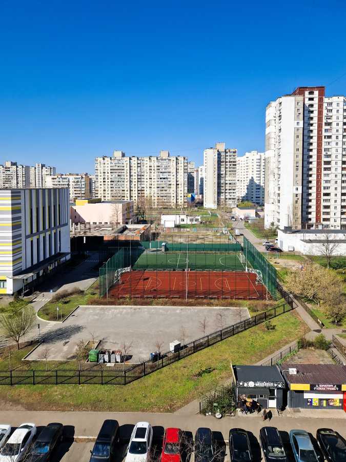 Аренда 1-комнатной квартиры 55 м², Ревуцкого ул., 42Б