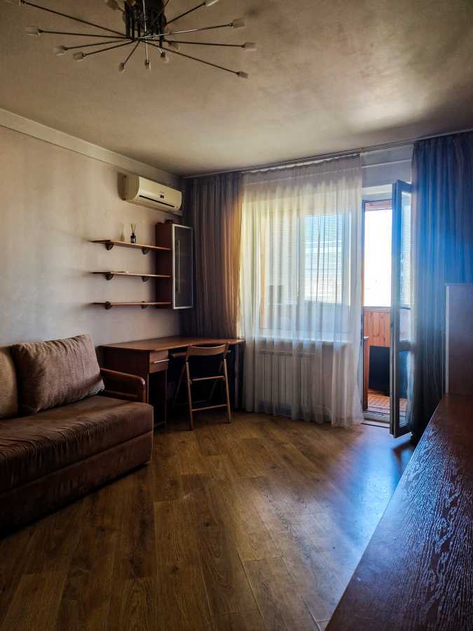 Аренда 1-комнатной квартиры 55 м², Ревуцкого ул., 42Б