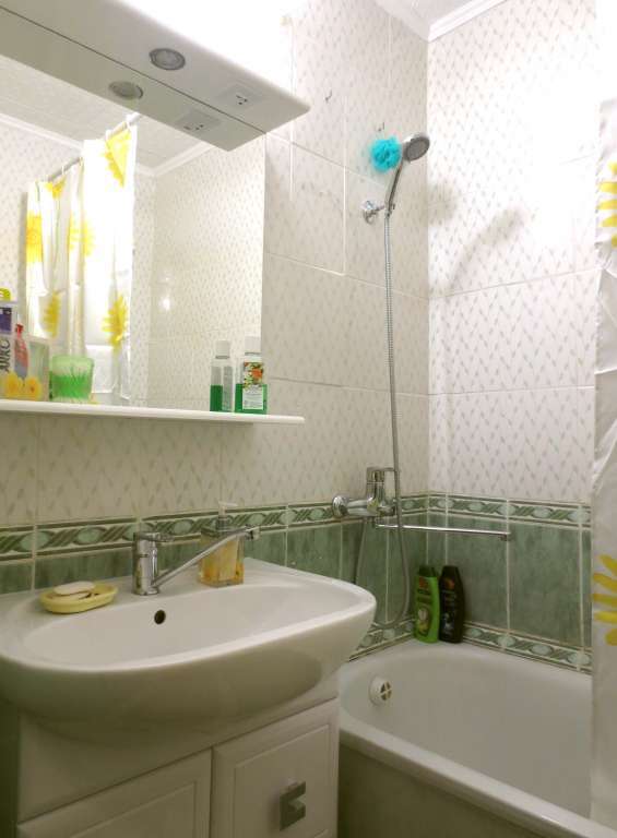 2-комнатная квартира посуточно 52 м², Ивана Мазепы ул., (Щорса), 45