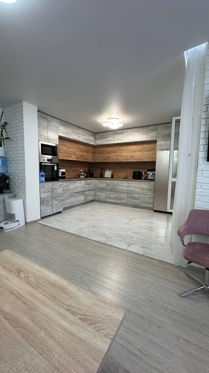 Продажа 3-комнатной квартиры 89 м², Грушевского Михаила ул., 30г