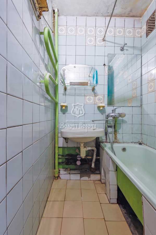 Продаж 3-кімнатної квартири 71 м², Академіка Корольова просп., 12Г
