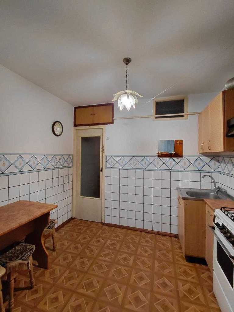 Продажа 3-комнатной квартиры 66 м², Гулак-Артемовского ул., 5