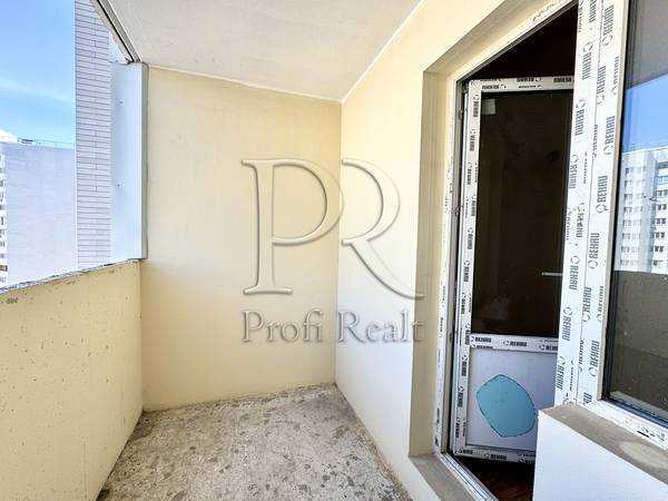 Продаж 2-кімнатної квартири 73 м², Балтійський пров., 1