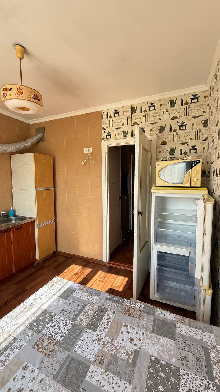 Оренда 1-кімнатної квартири 32 м², Андрія Мельника вул., 16