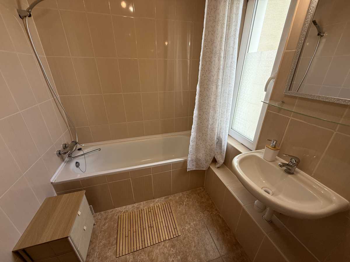 Аренда 3-комнатной квартиры 91 м², Елизаветы Чавдар ул., 6
