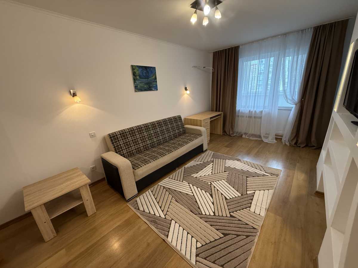 Аренда 3-комнатной квартиры 91 м², Елизаветы Чавдар ул., 6