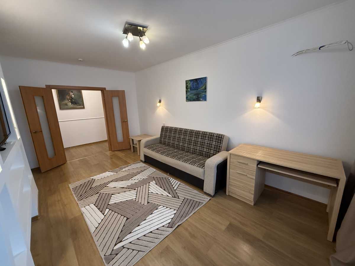 Аренда 3-комнатной квартиры 91 м², Елизаветы Чавдар ул., 6