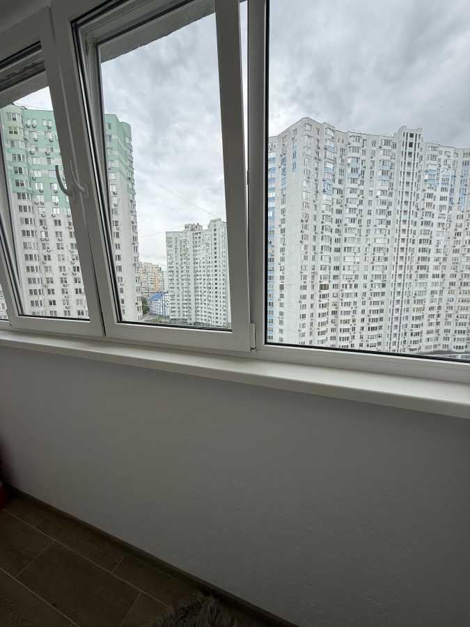 Аренда 3-комнатной квартиры 91 м², Елизаветы Чавдар ул., 6
