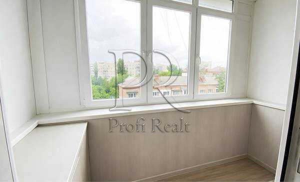 Продажа 2-комнатной квартиры 45 м², Молдовська вулиця, 5