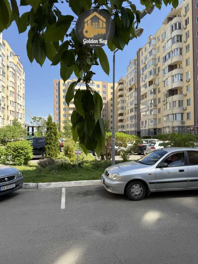Продажа 1-комнатной квартиры 36.6 м², Выставочная ул., 24