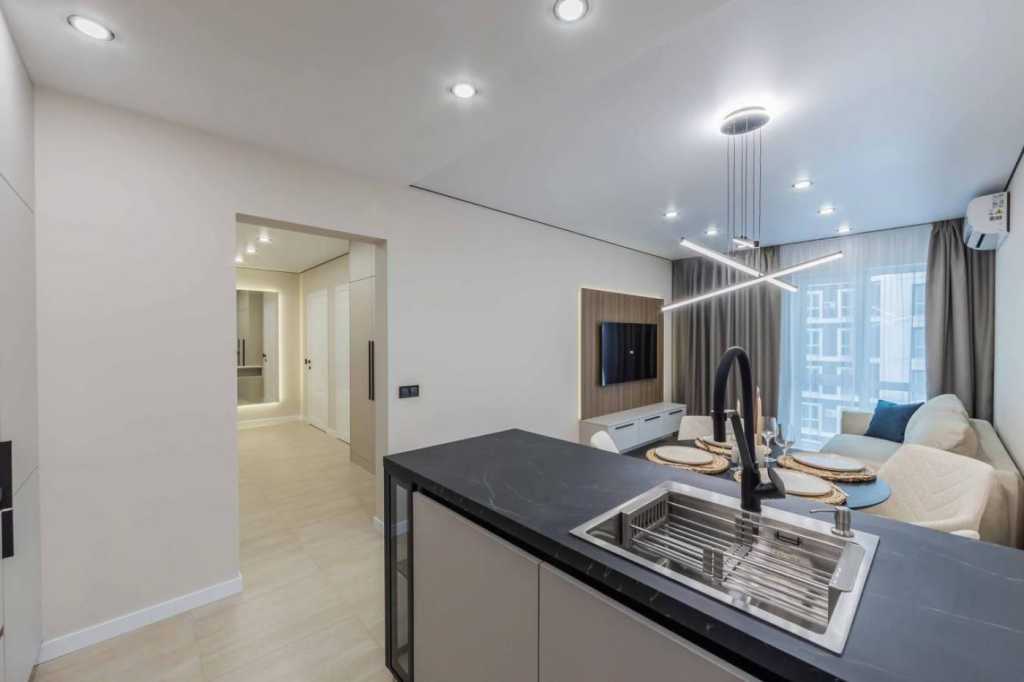 Продаж 2-кімнатної квартири 60 м², Михайла Максимовича вул.