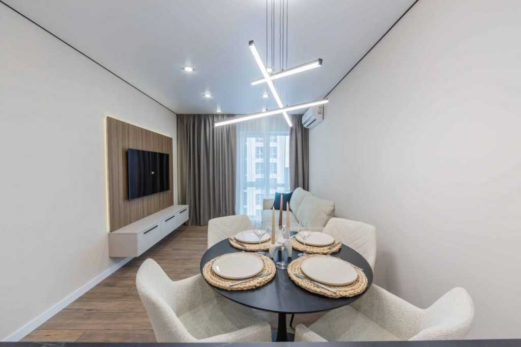 Продаж 2-кімнатної квартири 60 м², Михайла Максимовича вул.