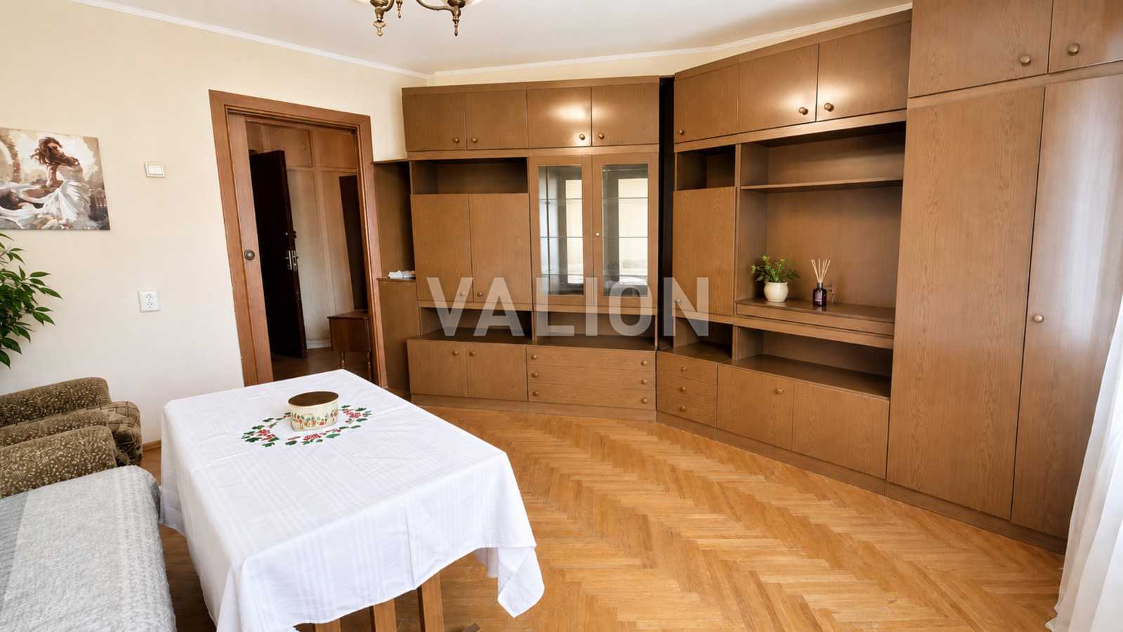 Продаж 2-кімнатної квартири 53.5 м², Іскрівська вул., 2