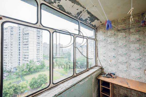 Продаж 3-кімнатної квартири 73 м², Каштанова вул., 8