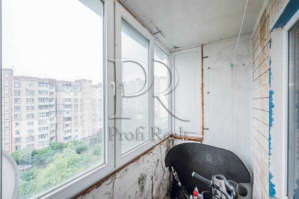 Продаж 3-кімнатної квартири 73 м², Каштанова вул., 8