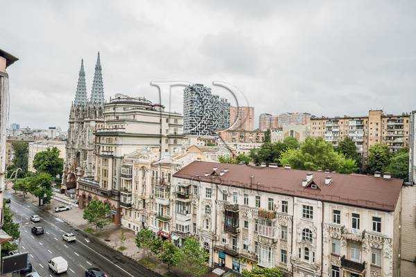 Продаж 3-кімнатної квартири 69 м², Велика Васильківська вул., 102