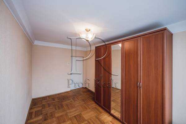 Продаж 3-кімнатної квартири 69 м², Велика Васильківська вул., 102
