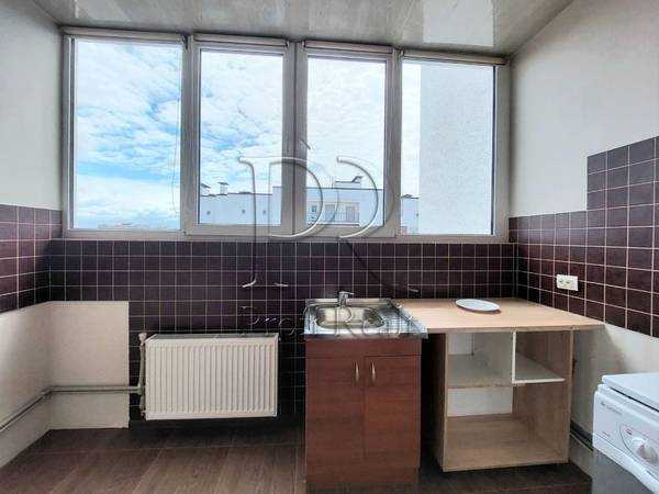 Продаж 1-кімнатної квартири 38 м², Вишнева вул., Машинобудівельників вулиця, 31