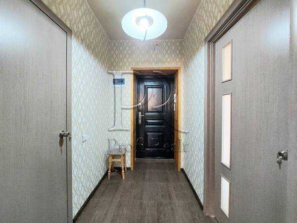 Продаж 1-кімнатної квартири 38 м², Вишнева вул., Машинобудівельників вулиця, 31