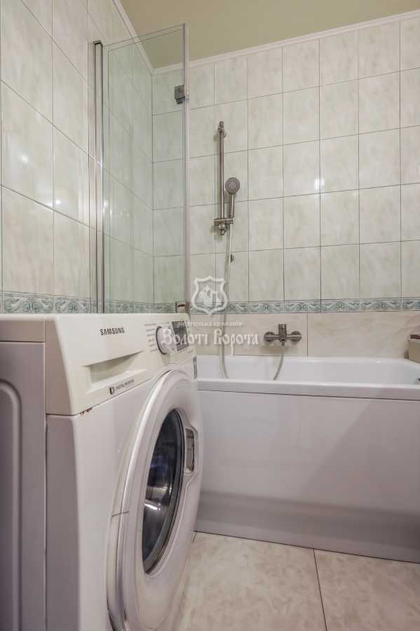 Продаж 3-кімнатної квартири 70.2 м², Миколи Бажана просп., 5А
