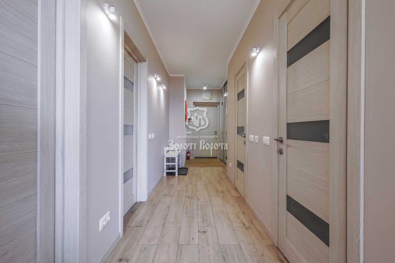 Продажа 2-комнатной квартиры 95.4 м², Михаила Максимовича ул., 3д
