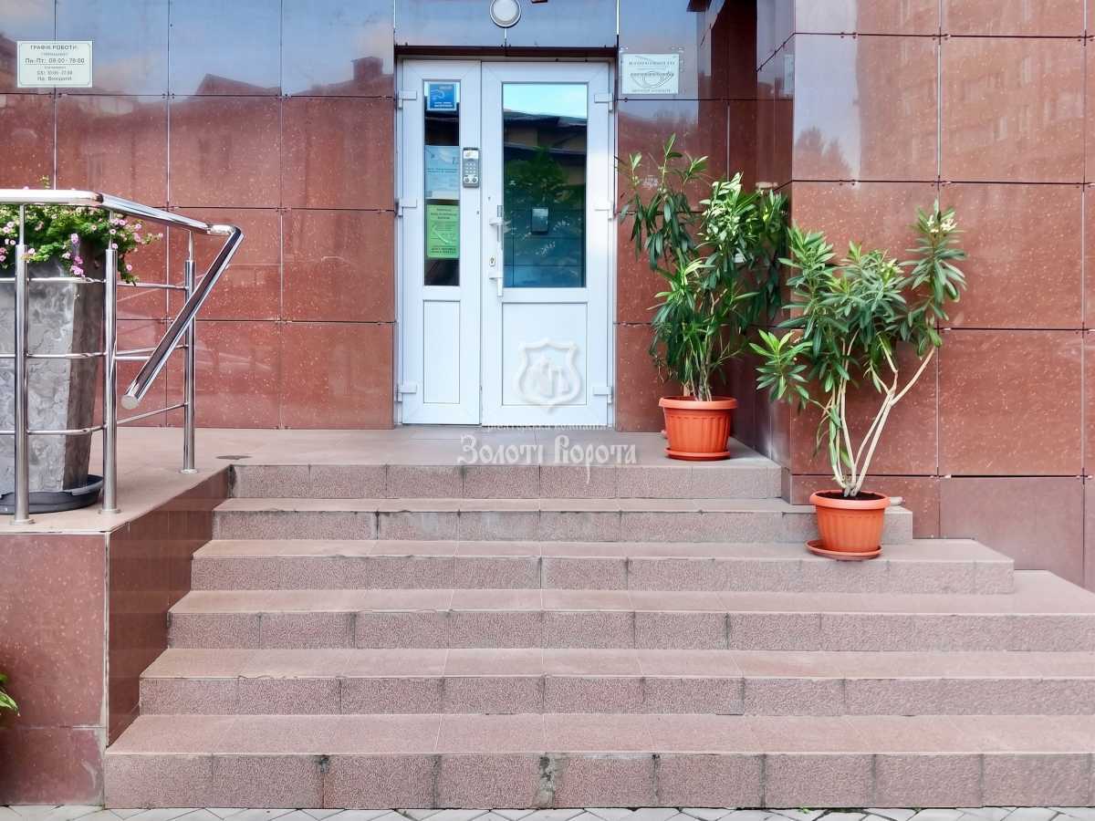 Продажа 2-комнатной квартиры 95.4 м², Михаила Максимовича ул., 3д