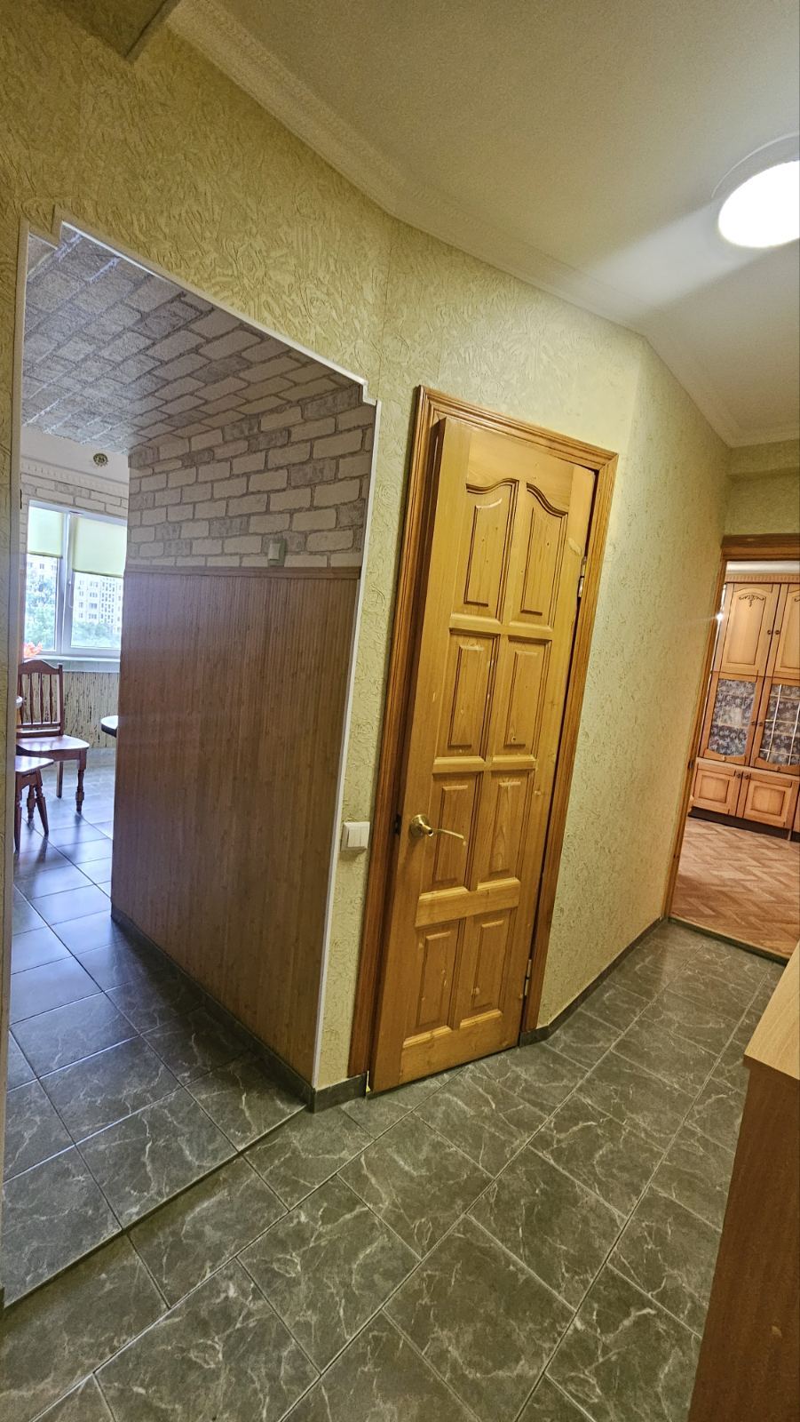 Оренда 2-кімнатної квартири 50 м², Дніпровська наб., 9А