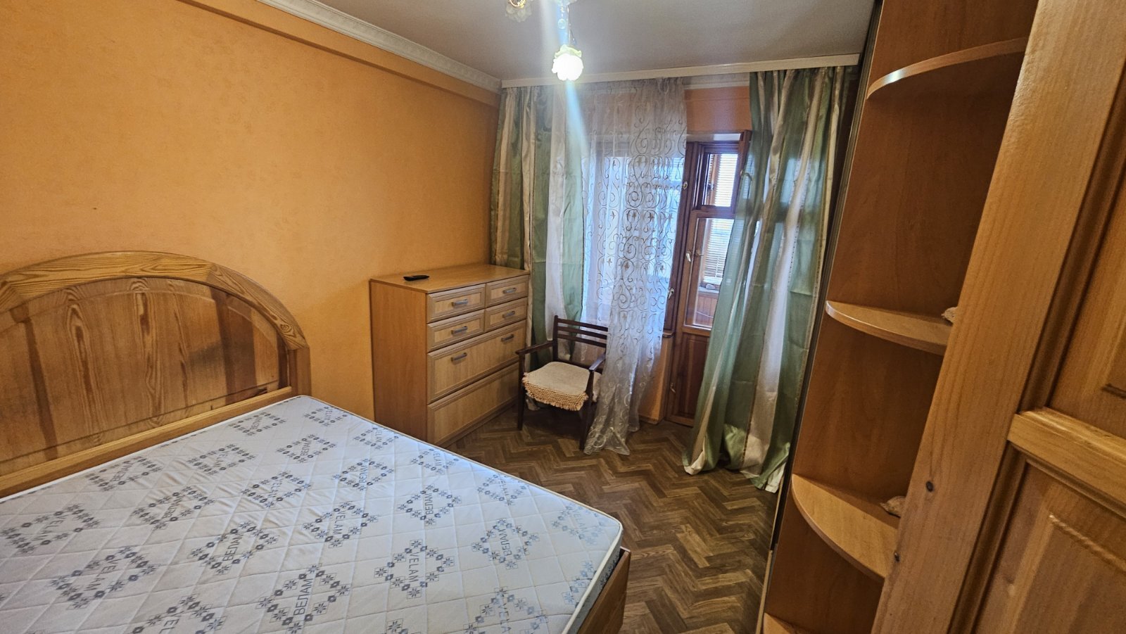 Оренда 2-кімнатної квартири 50 м², Дніпровська наб., 9А