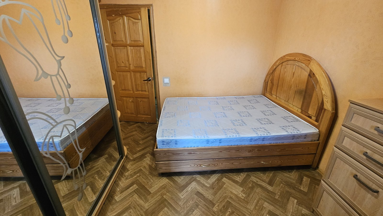 Оренда 2-кімнатної квартири 50 м², Дніпровська наб., 9А