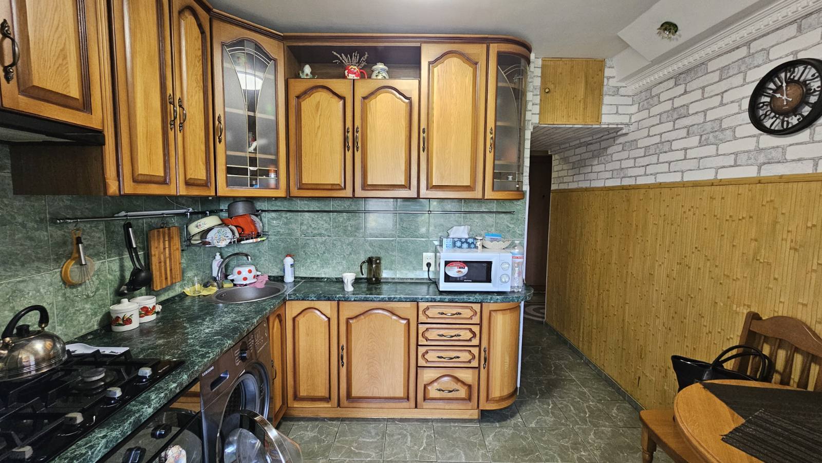 Оренда 2-кімнатної квартири 50 м², Дніпровська наб., 9А
