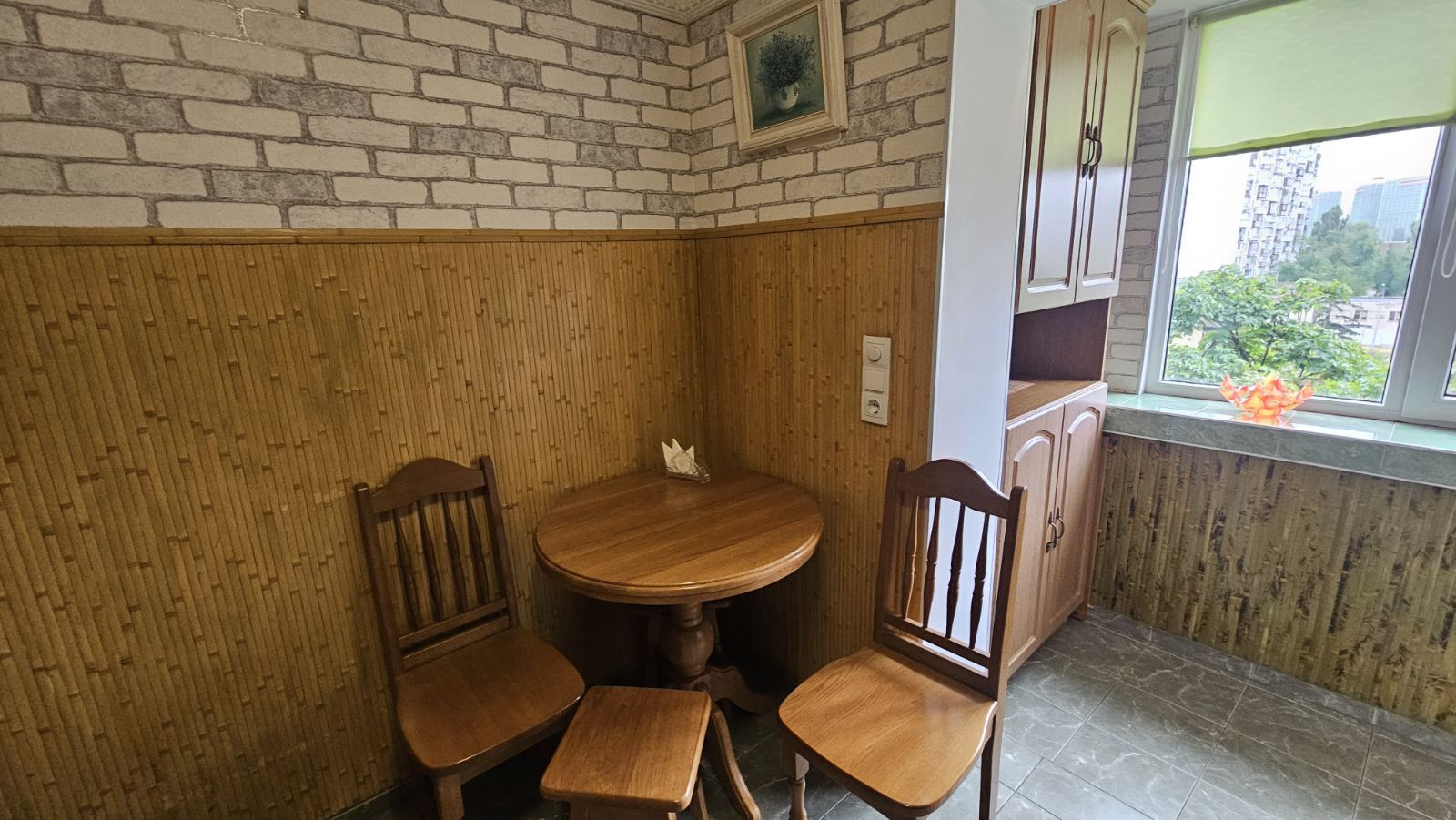 Оренда 2-кімнатної квартири 50 м², Дніпровська наб., 9А