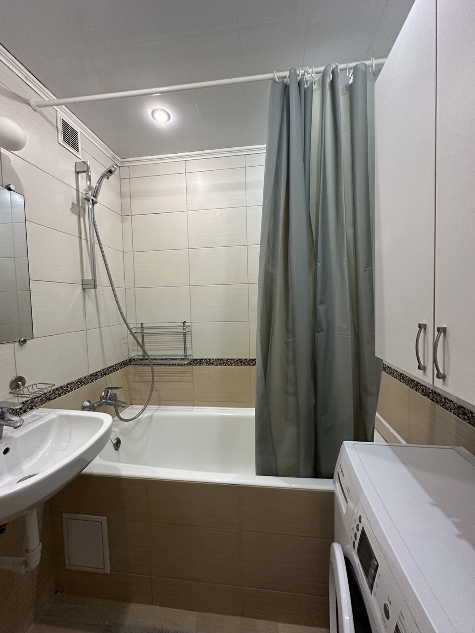 Продажа 3-комнатной квартиры 64 м², Жмеринская ул., вул.32а