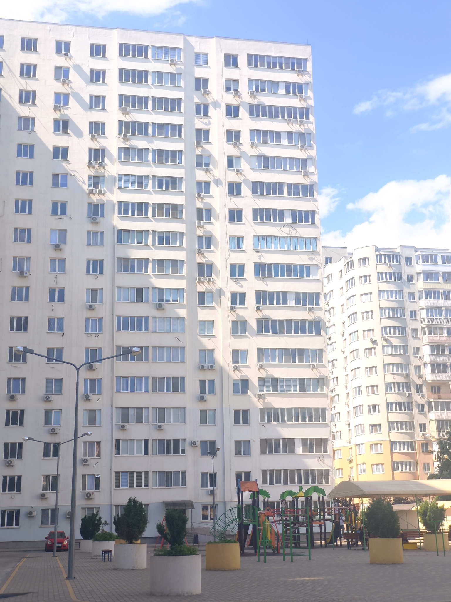 Продажа 1-комнатной квартиры 44 м², Костанди ул., 203
