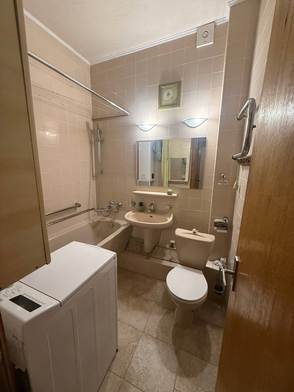 Продаж 2-кімнатної квартири 62.6 м², Миколи Раєвського вул., 28